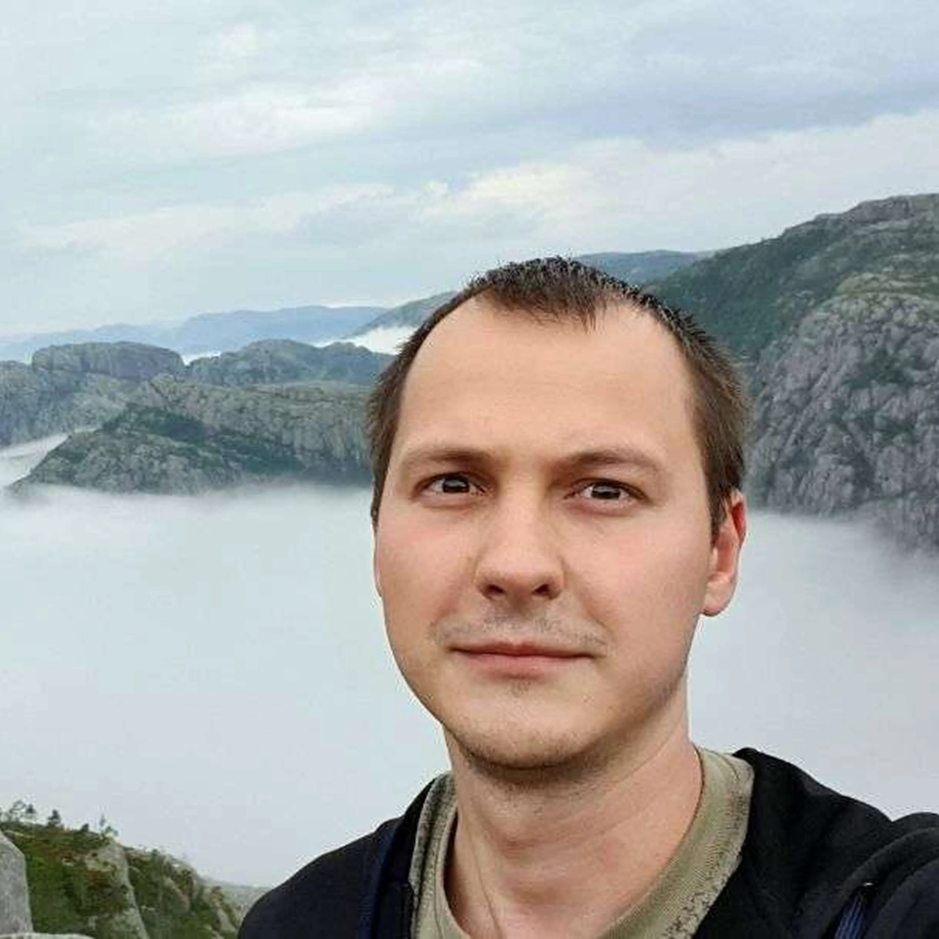 Artem Zbezniev
